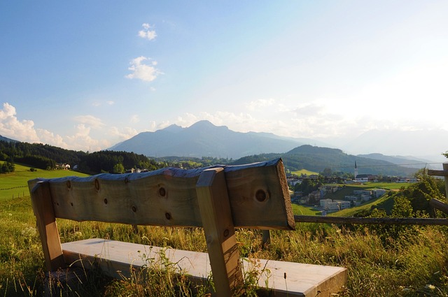 上接连登场